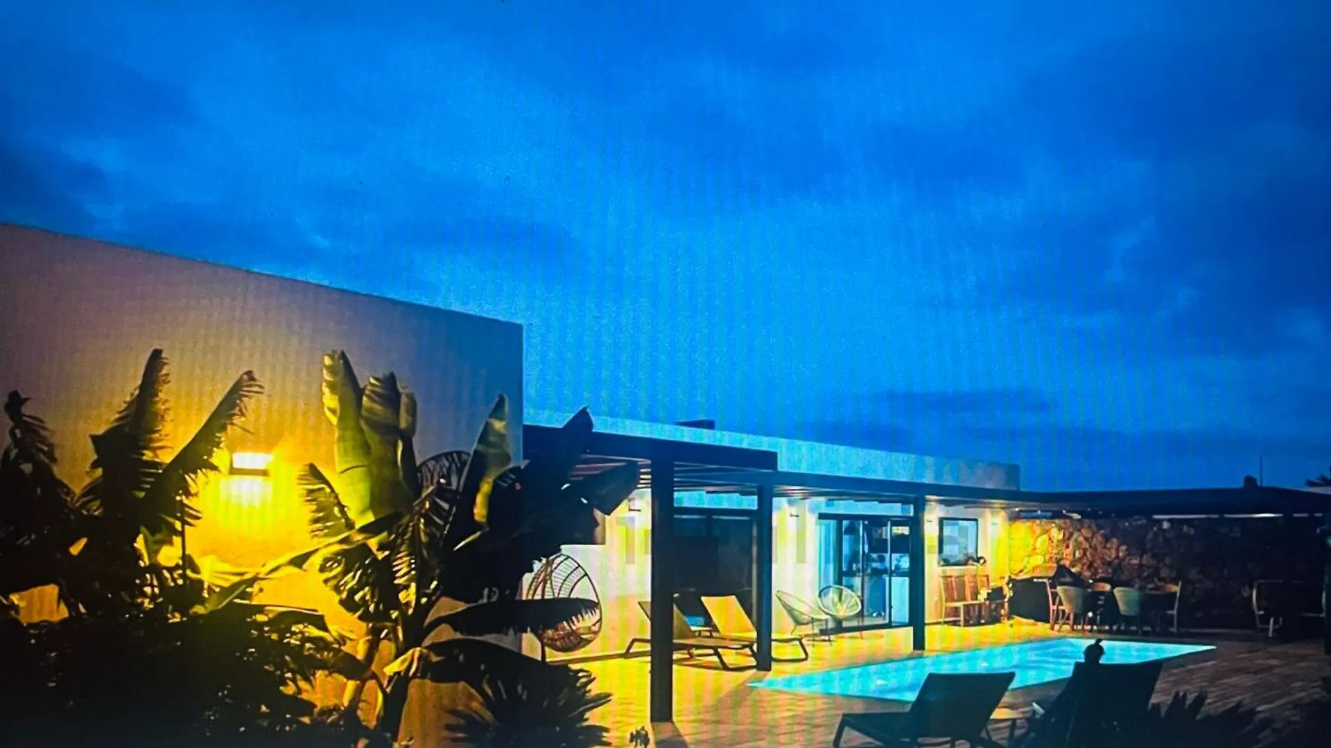 Casa Carica With Heated Pool In Lajares Apartment
