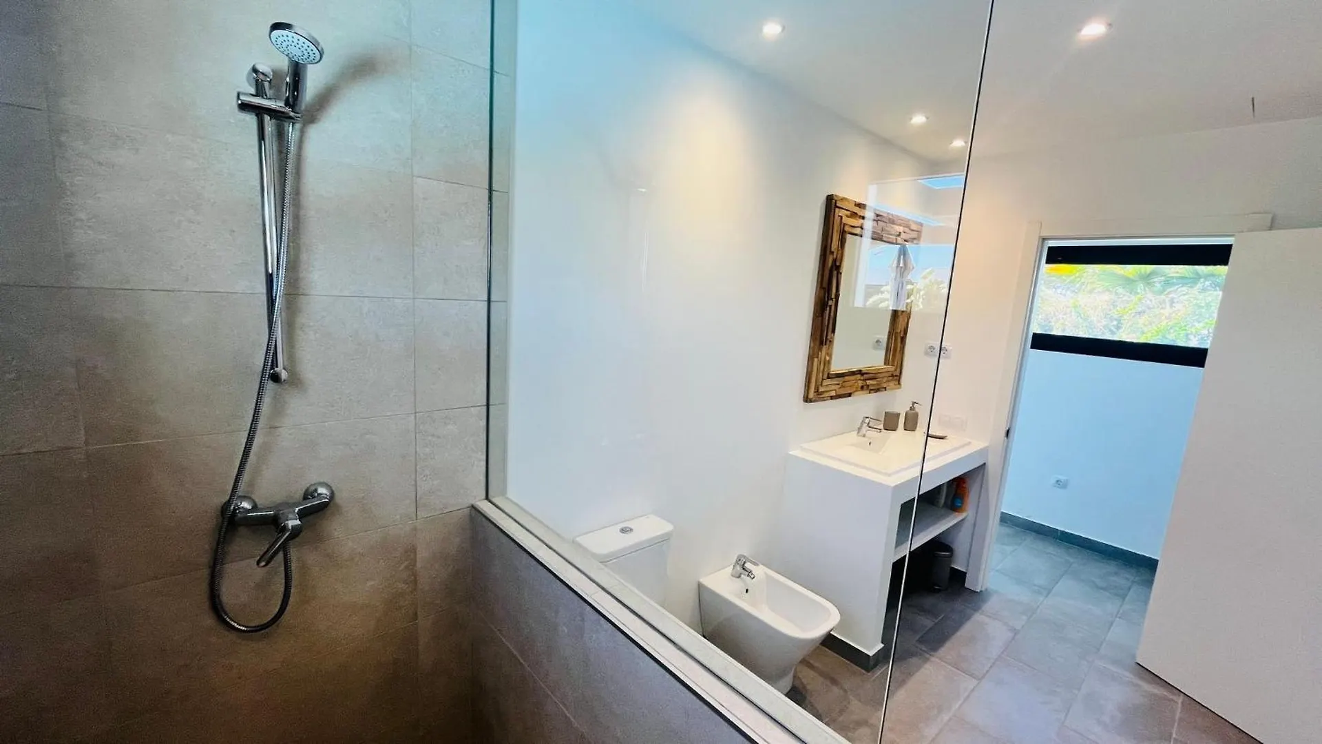 Casa Carica With Heated Pool In Lajares Apartment