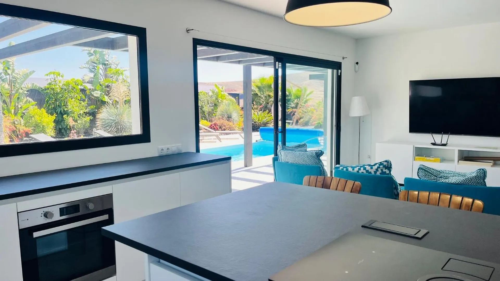 Casa Carica With Heated Pool In Lajares Apartment Spain