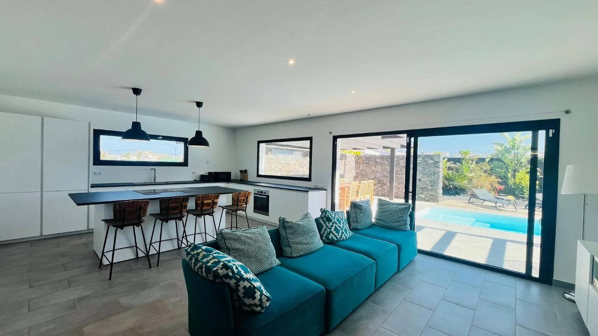 Casa Carica With Heated Pool In Lajares Apartment