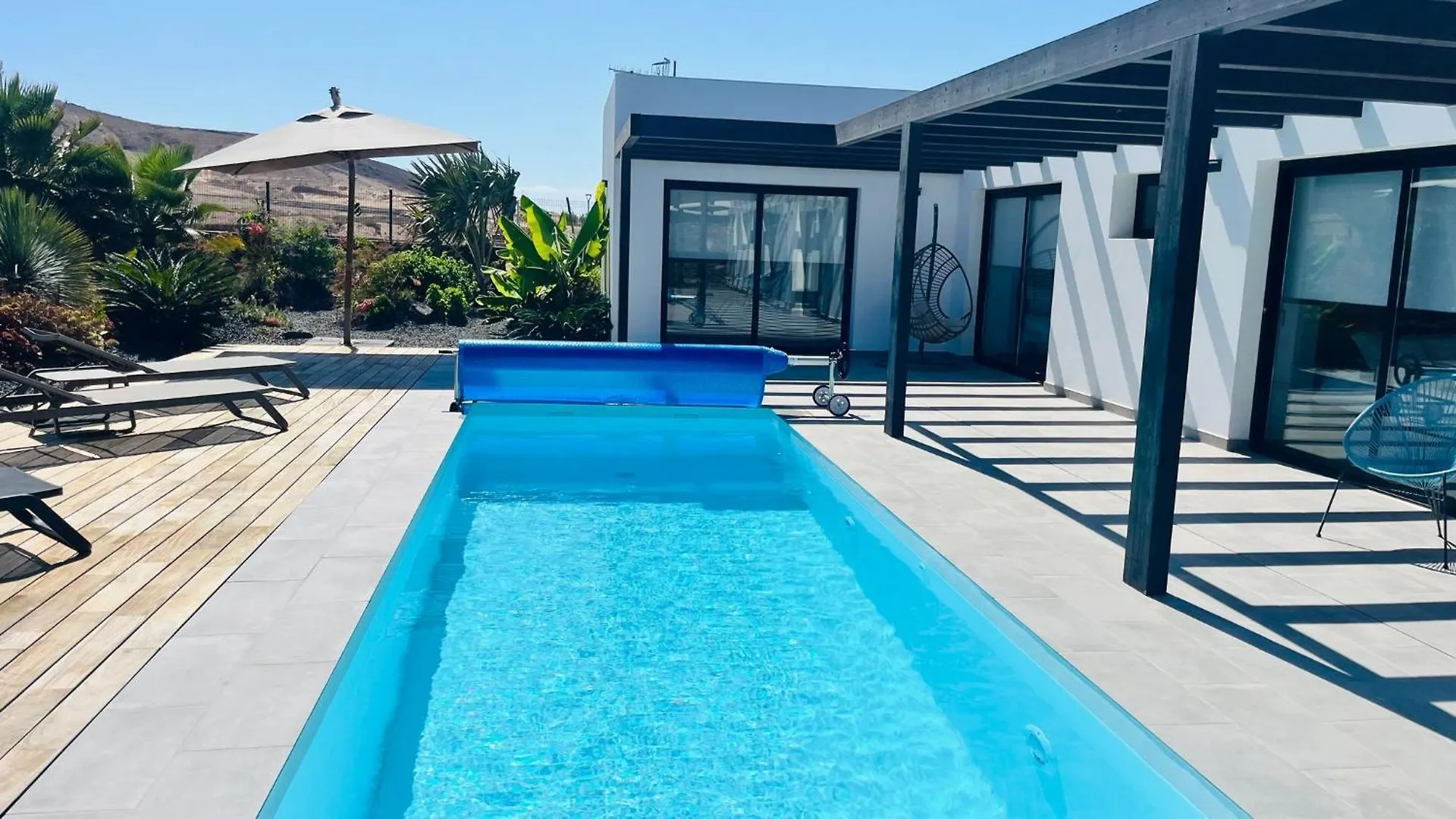 Casa Carica With Heated Pool In Lajares Apartment